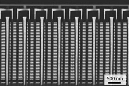 3D-NAND-Flash Microscopisch beeld van 3D NAND-geheugencelstructuren met een schaalbalk van 500 nm