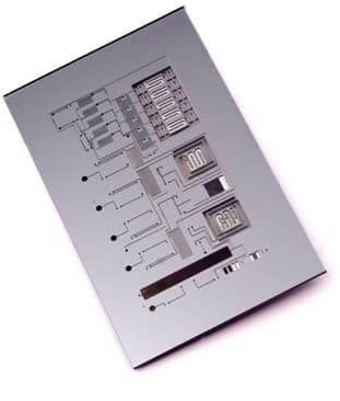 fig9_panasonic_chip_gedraaid_0 Silicon chip with microchambers for sample preparation, DNA extraction and qPCR reaction