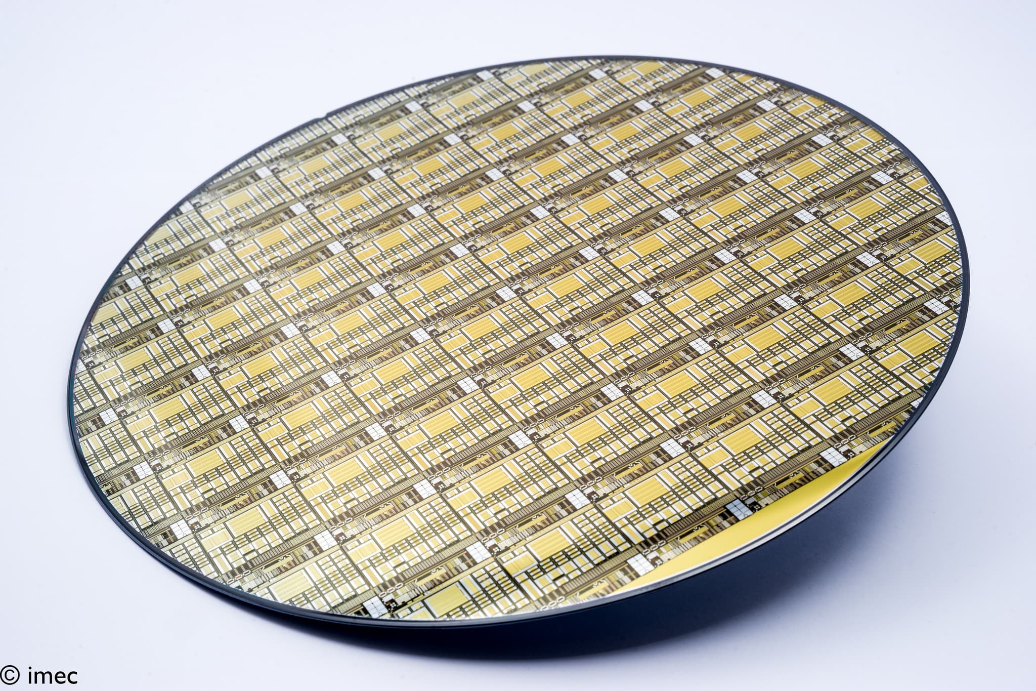 GaN-on-200mm_Si_wafer_0 200mm silicon wafer with patterned GaN devices