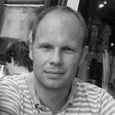 philippemichiels_zw Portrait of Philippe Michiels, technical architect at imec City of Things