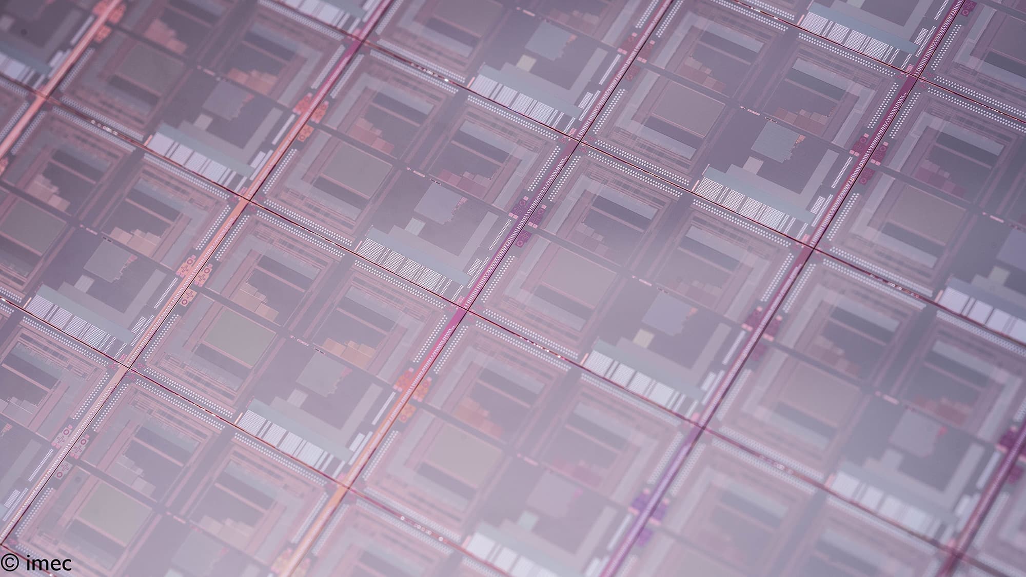 wafer-image-sensor__1 Wafer with patterned SWIR image sensors